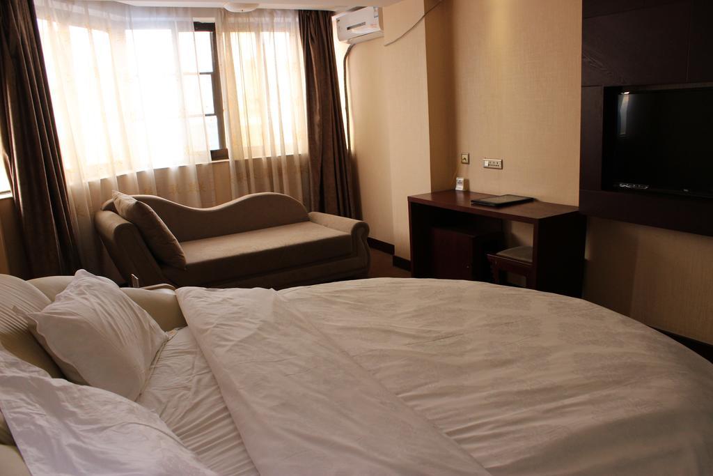 Kunming Youlian Hotel Bagian luar foto